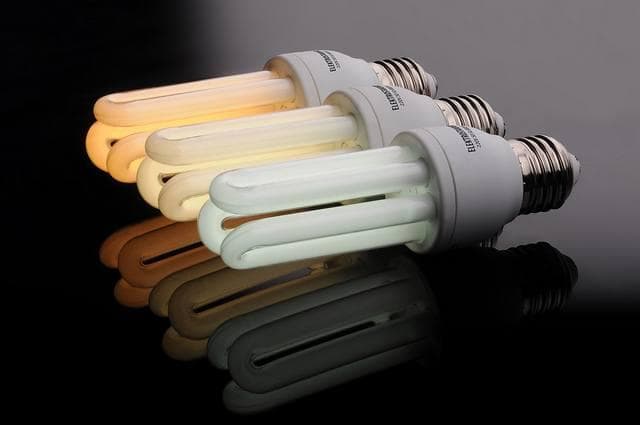 لیستی از معایب لامپ های کم مصرف